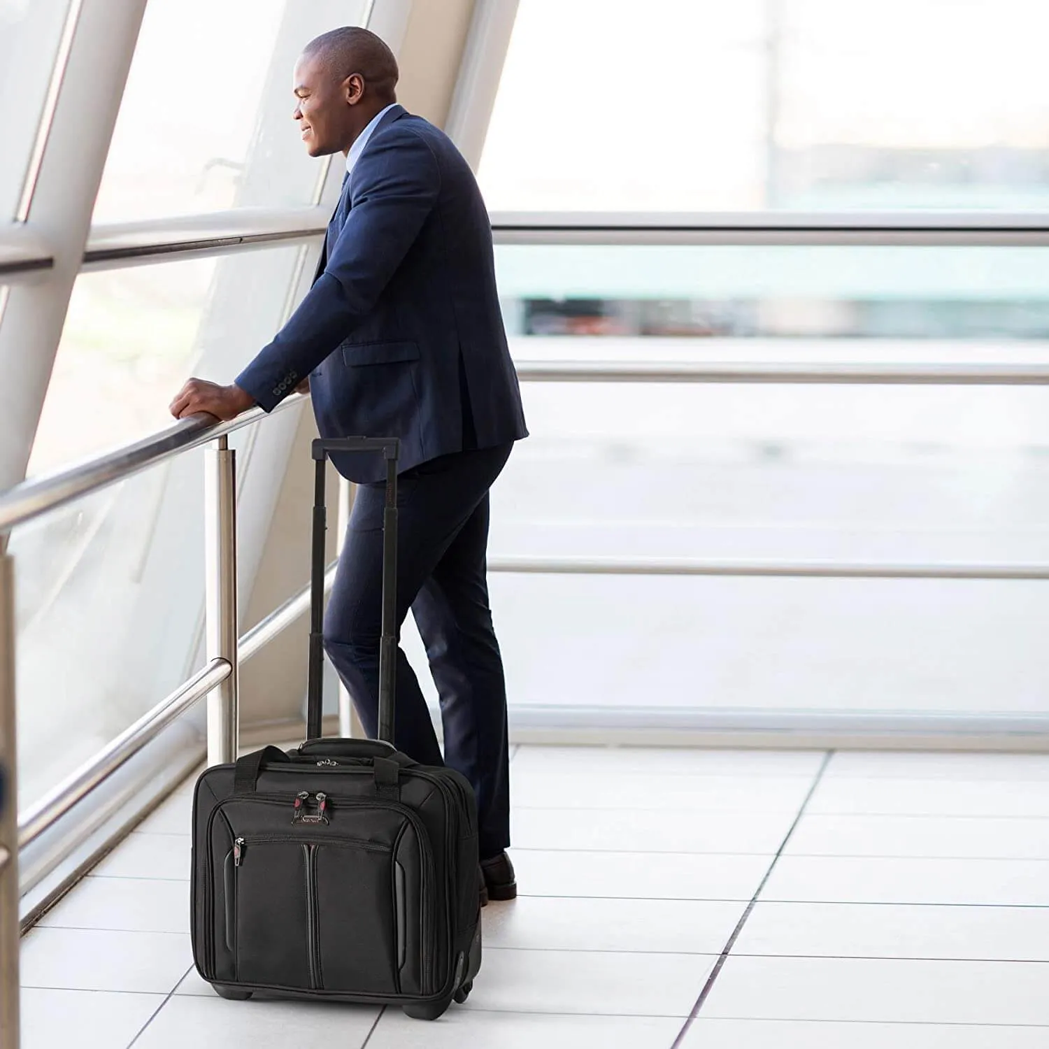 Aerolite Premium Padded Business Laptop Roller Case with 2 Wheels Approved for Ryanair Priority Boarding, Easyjet Plus, BA and More Airlines. Fits up to 15.6 Inch Laptops (Black)
