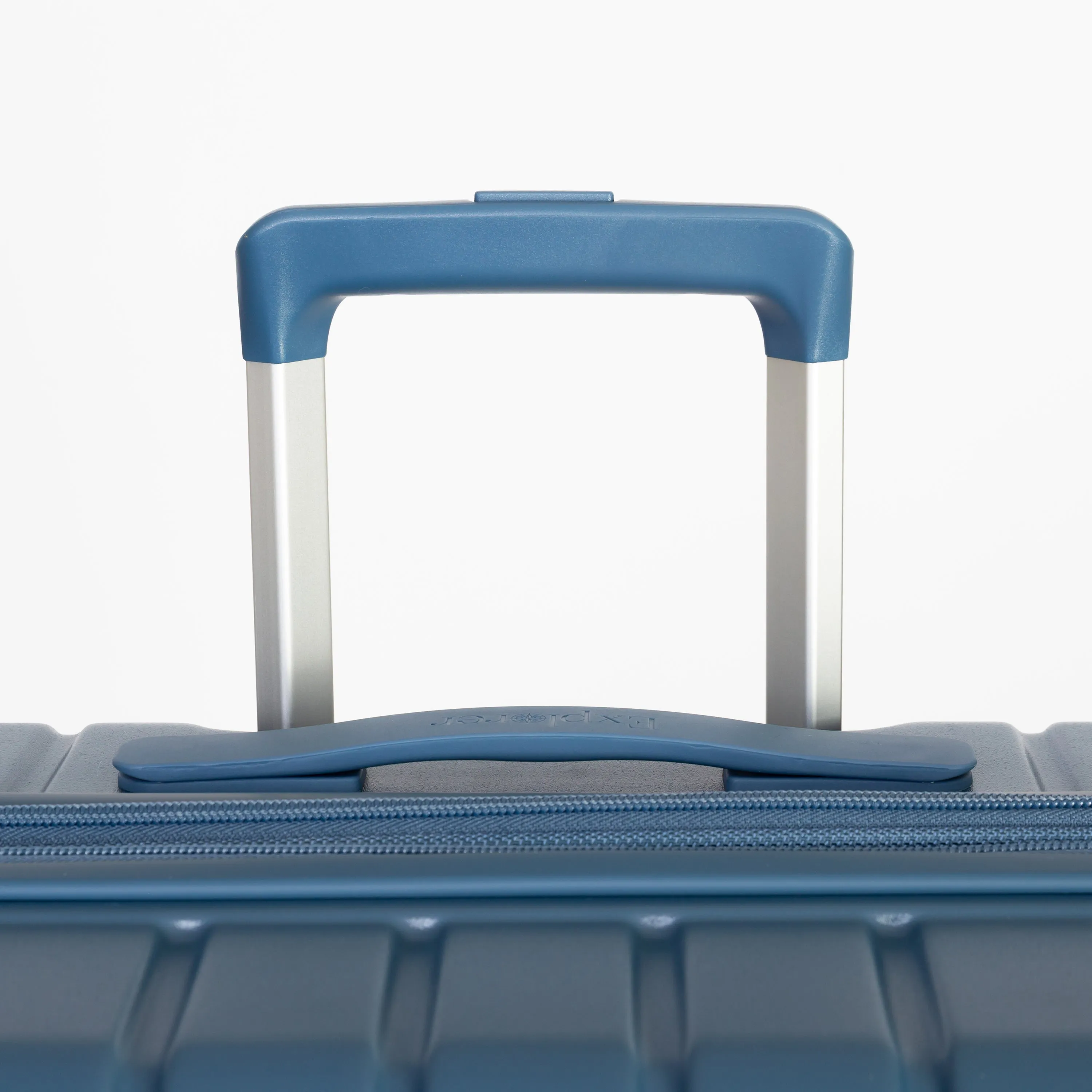 Explorer Globetrotter Medium Expandable Polycarbonate Luggage