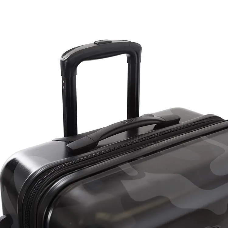 Heys Black Camo 30" Fashion Spinner