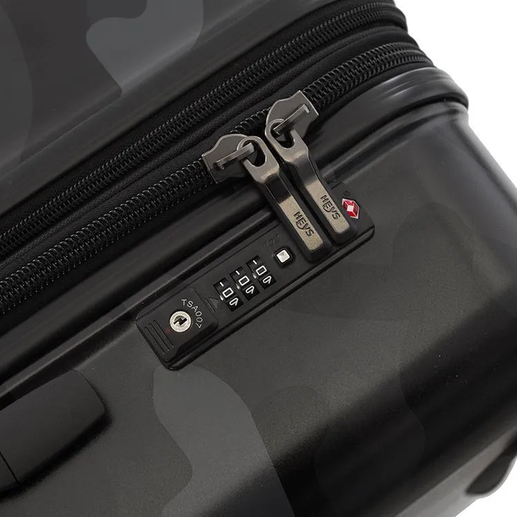 Heys Black Camo 30" Fashion Spinner