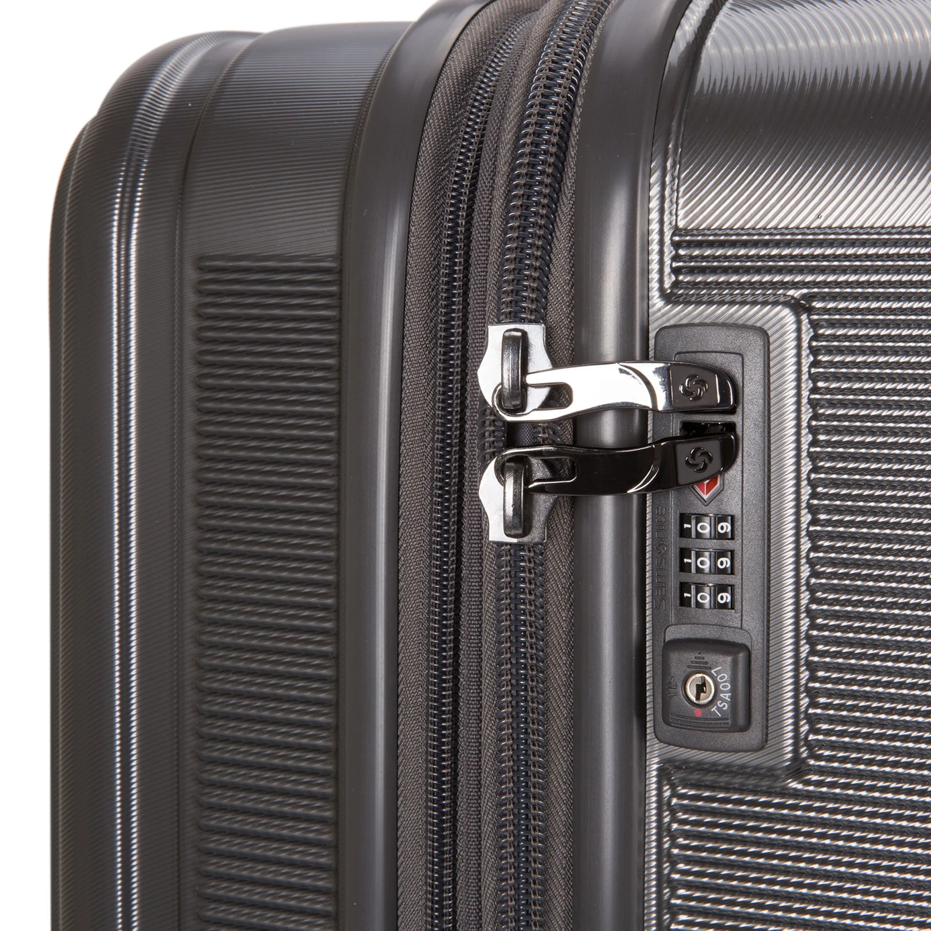 Kenya Hardside 26" Luggage