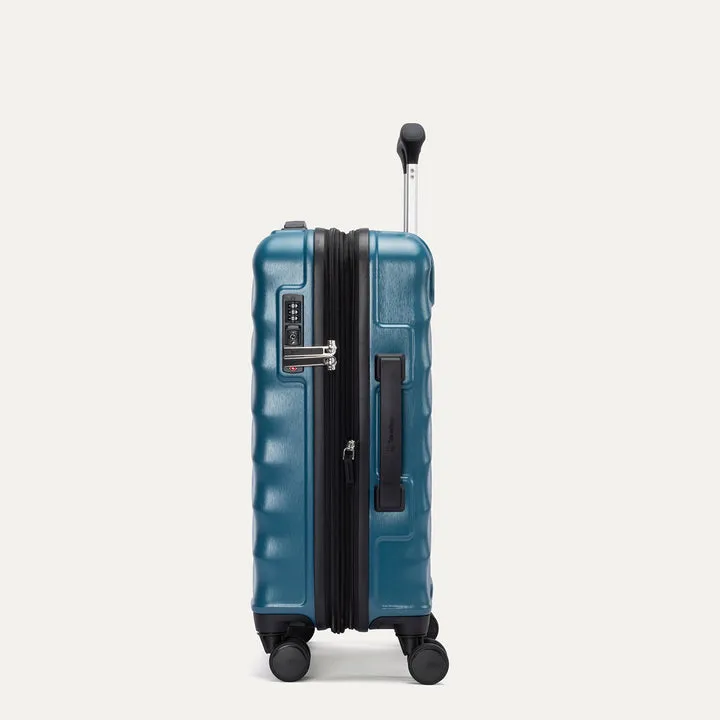 Maxlite Air V2 Compact Carry-On Hardside Spinner
