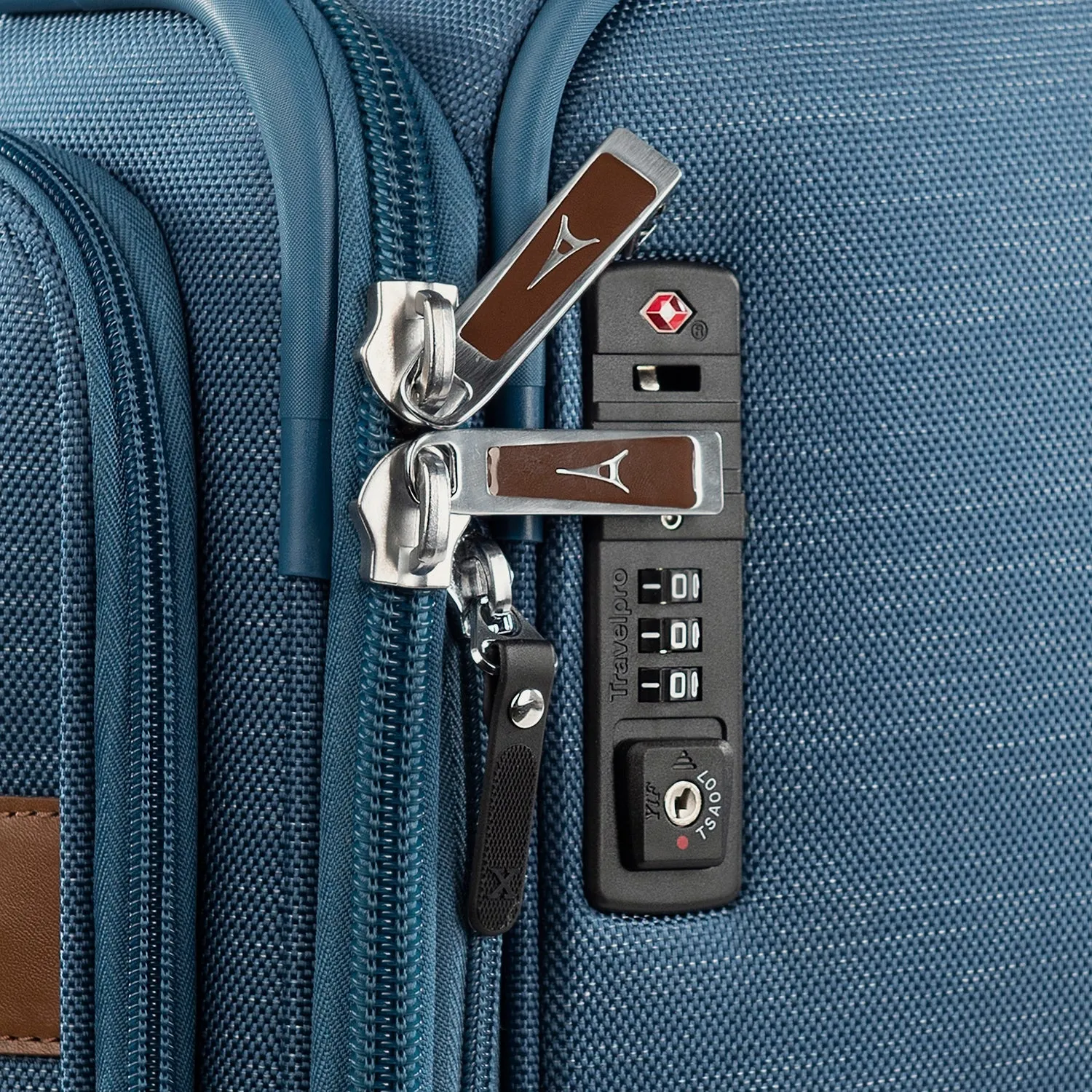 Platinum® Elite Carry-On / Medium Check-In Spinner Set