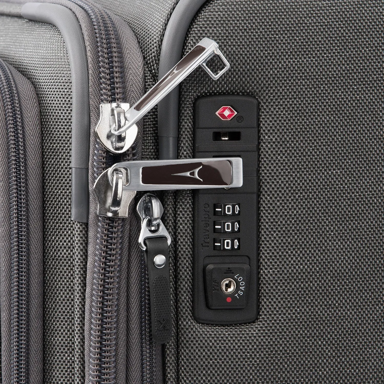 Platinum® Elite Carry-On / Medium Check-In Spinner Set