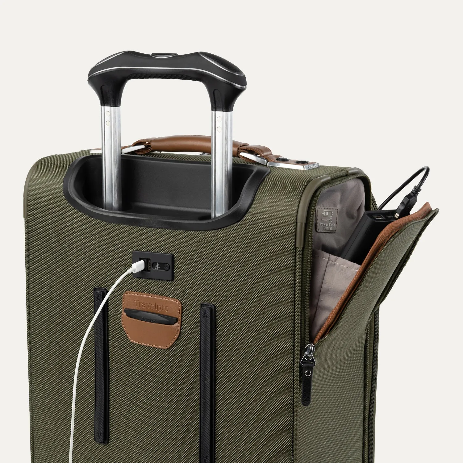 Platinum® Elite Carry-On / Medium Check-In Spinner Set