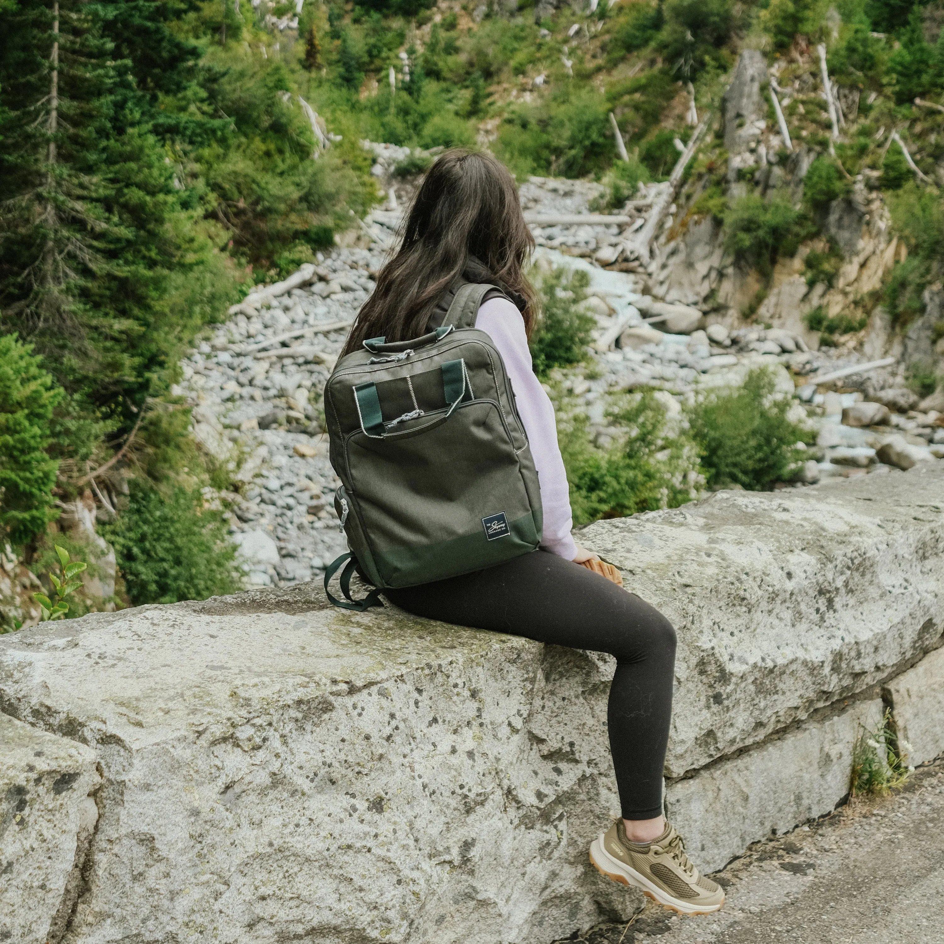 Rainier Deluxe Backpack - 19 L
