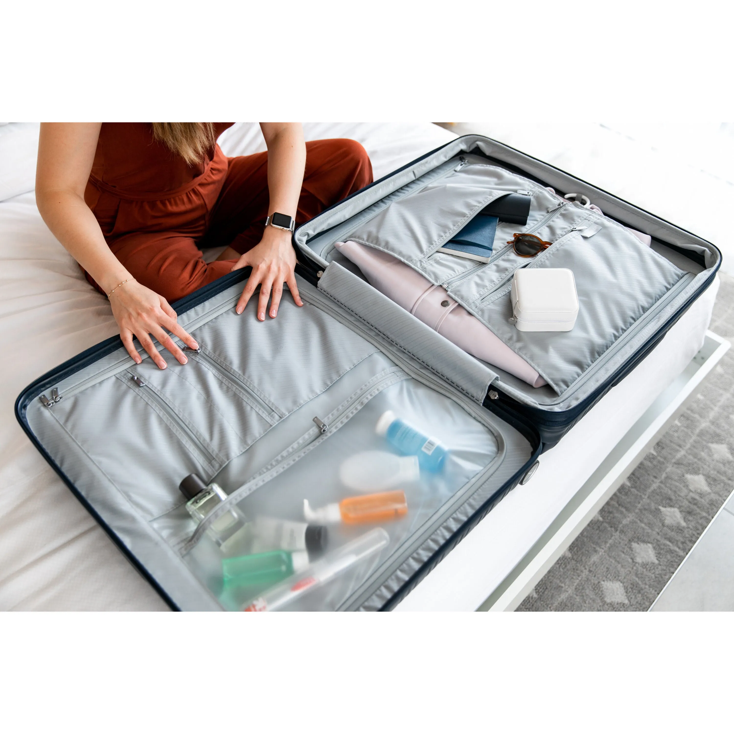 Samsonite Elevation™ Plus Medium Glider Spinner