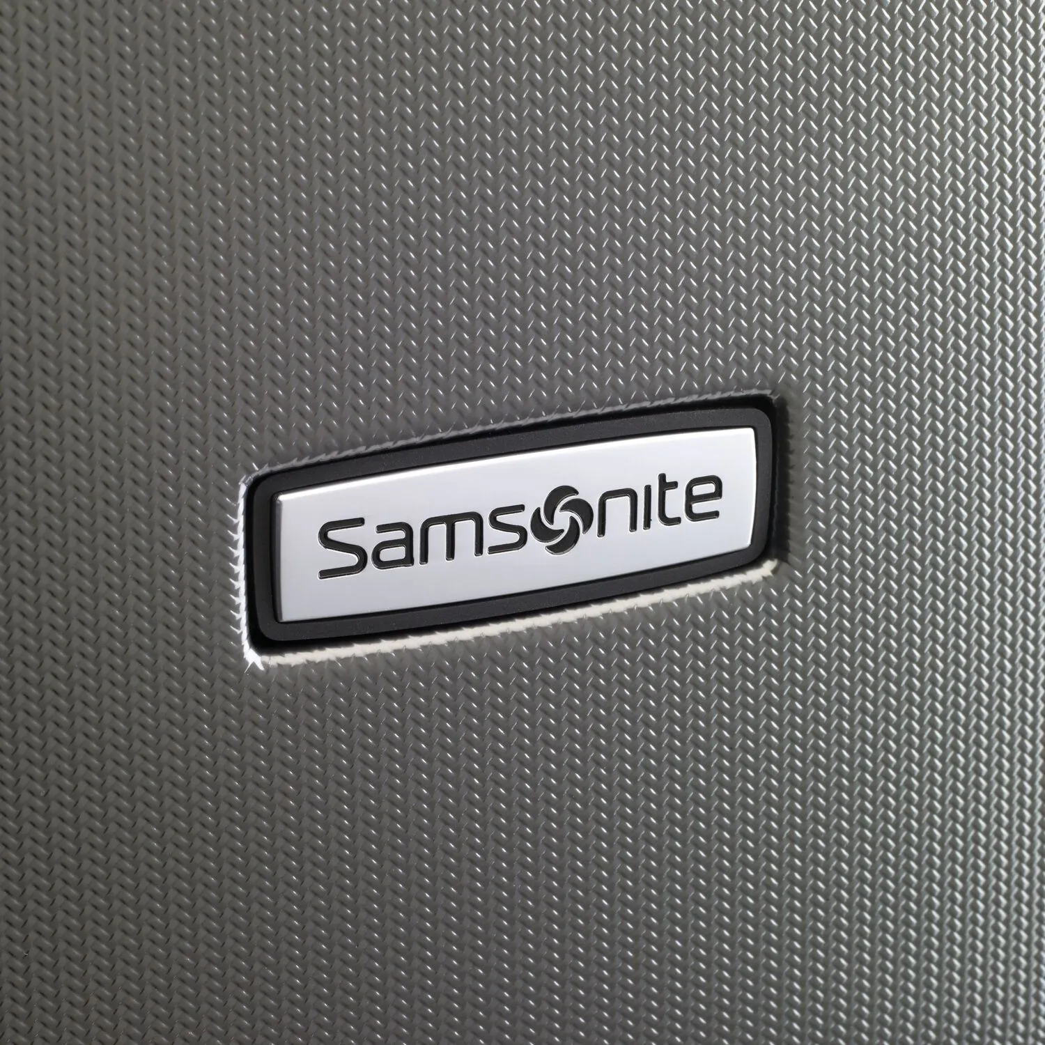 Samsonite Winfield NXT Spinner Large Expandable Luggage