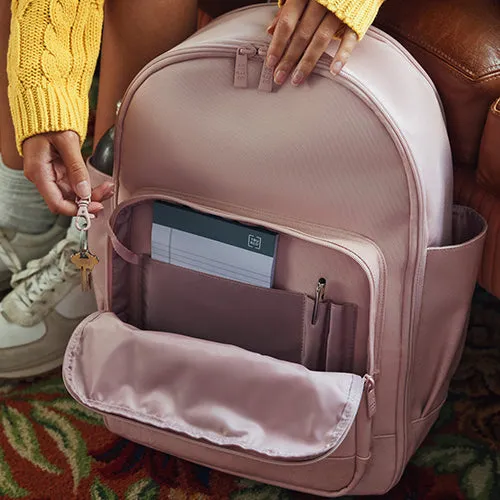 The Travel Backpack in Atlas Pink