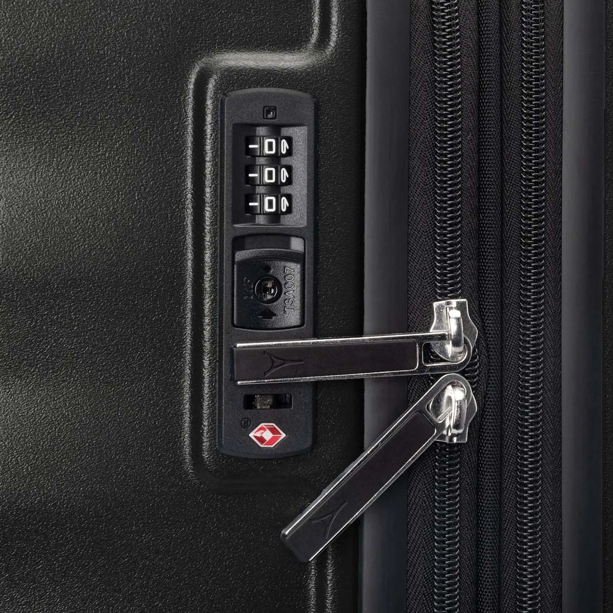 Travelpro Maxlite Air V2 Large Check-In Hardside Spinner