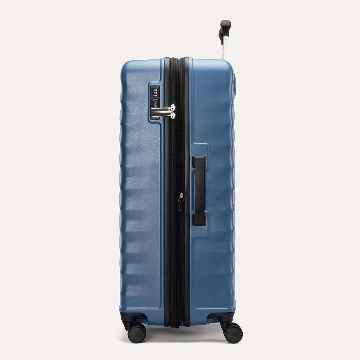 Travelpro Maxlite Air V2 Large Check-In Hardside Spinner