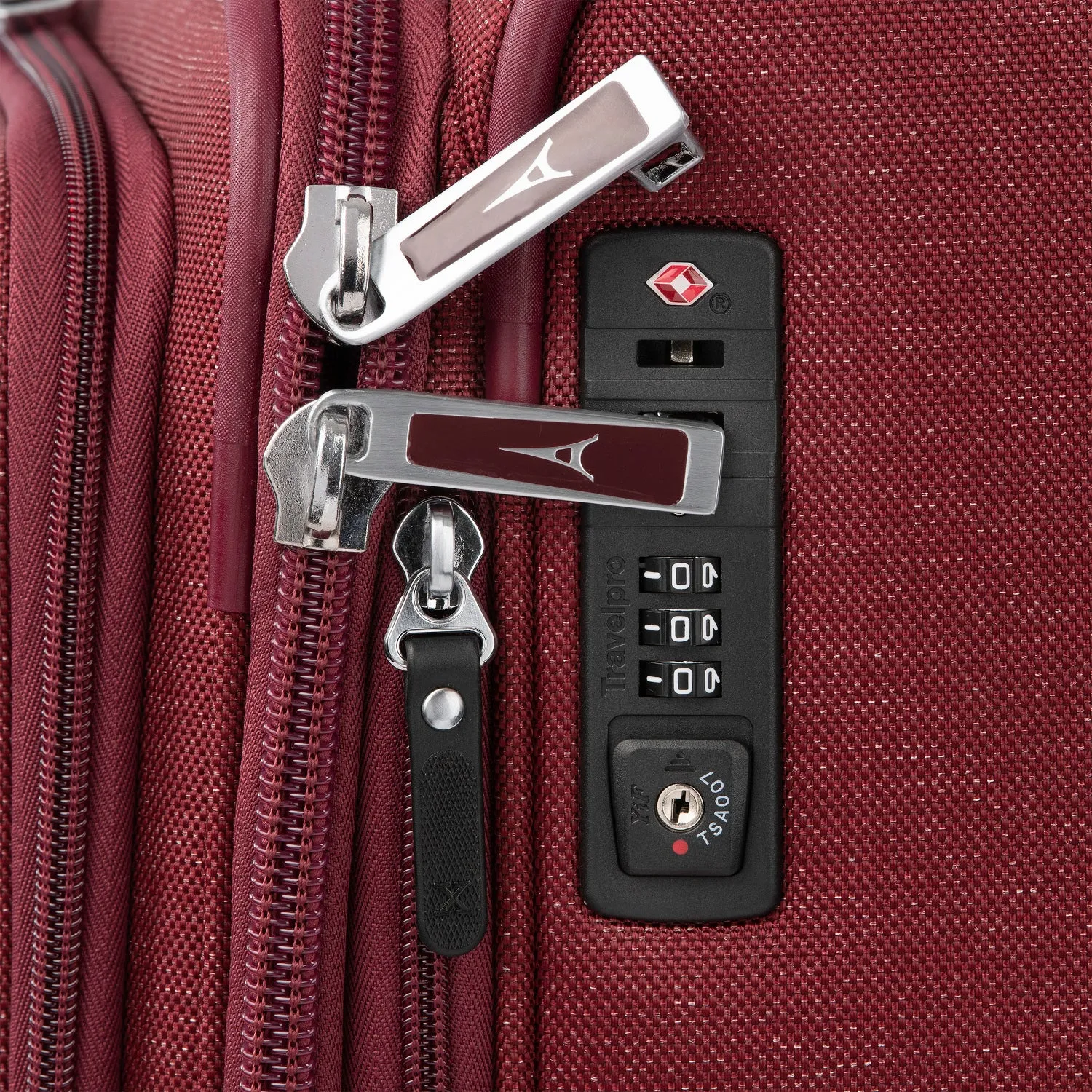 Travelpro Platinum Elite 25” Expandable Spinner