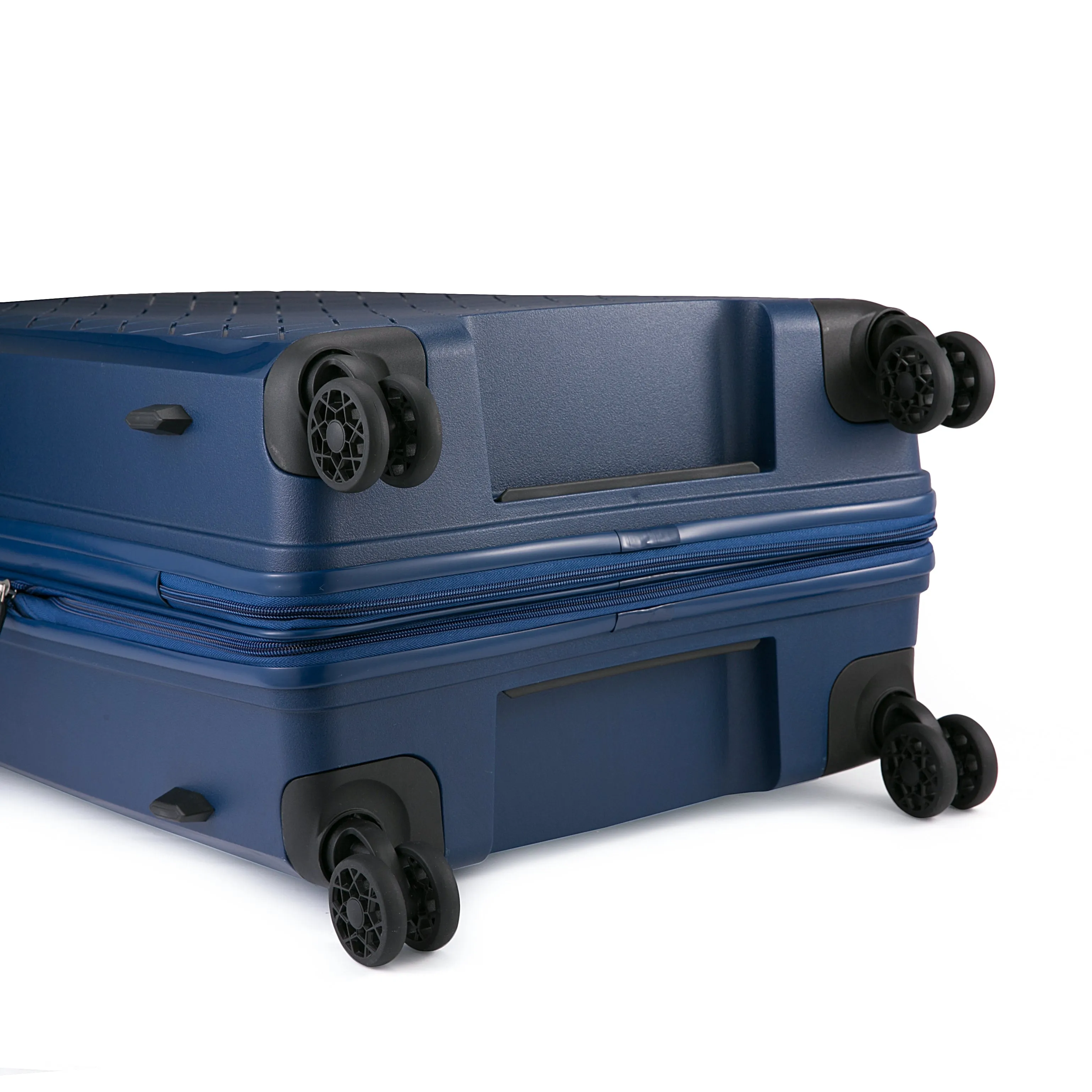Verage Diamond Expandable 4 Wheel Spinner Luggage 24" Medium